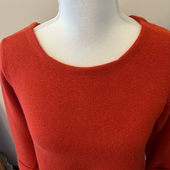 Fall weather orange brown pullover sweater with 2 front pockets zipper back- - Picture 2 of 5